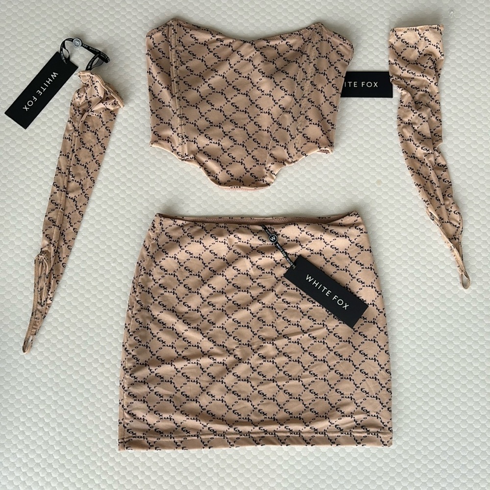White Fox Set